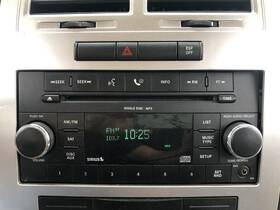638-01778 Dodge 2007-2009 Charger Radio Receiver Am Fm Stereo Cd Mp3 Sirius Xm Res