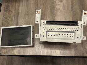 C5635 Ford 2012 F150 Lariat Radio Screen And Cd Nav System