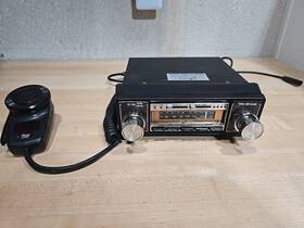 Kcb-4090 Kraco Model Am/fm 8 Track Player 40 Channel Cb Mic Made In Japan Vtg