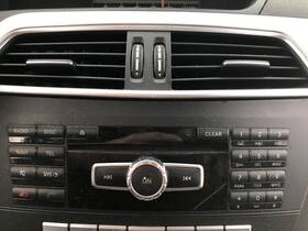 907397 Mercedes-benz 204900 2013 C250 Radio Receiver Am Fm Stereo Cd Player