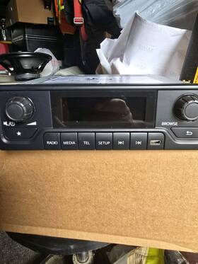 A90782062019107 Mercedes-benz Stock Radio