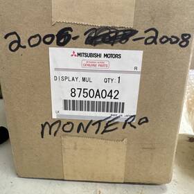 8750a042 Mitsubishi Multivision Display 2006-08 Montero Nos