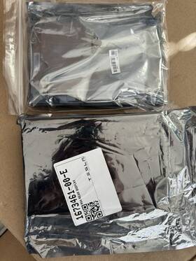 1673461-00-e Tesla 167346100e Brand New Model X S Rear Entertainment Screen Plaid 2023 2024