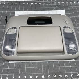 134861-150 Toyota 2003 2007 Sequoia Overhead Console Dome Light Assembly Tv Dvd Screen