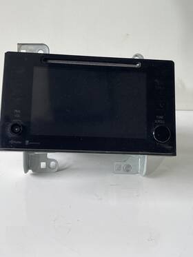 Oage02541ouc Toyota Sienna 2014-2016 Radio Receiver With Display 86140-08040 Oem P10982